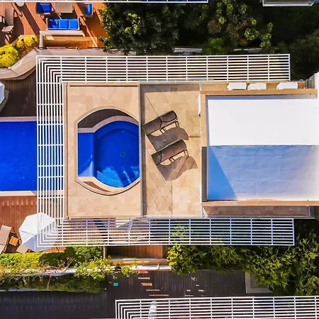 Hillside 2, Sea View, 5 Bedroom, Private Pool, Luxury Design *
