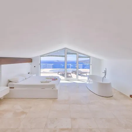 Hillside 2, Sea View, 5 Bedroom, Private Pool, Luxury Design * Καλκάν