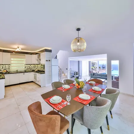 Βίλα Hillside 2, Sea View, 5 Bedroom, Private Pool, Luxury Design Καλκάν